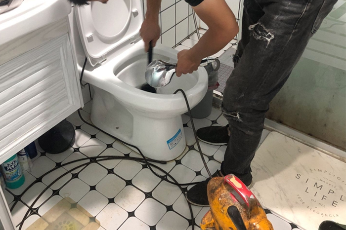 嫩江疏通下水道